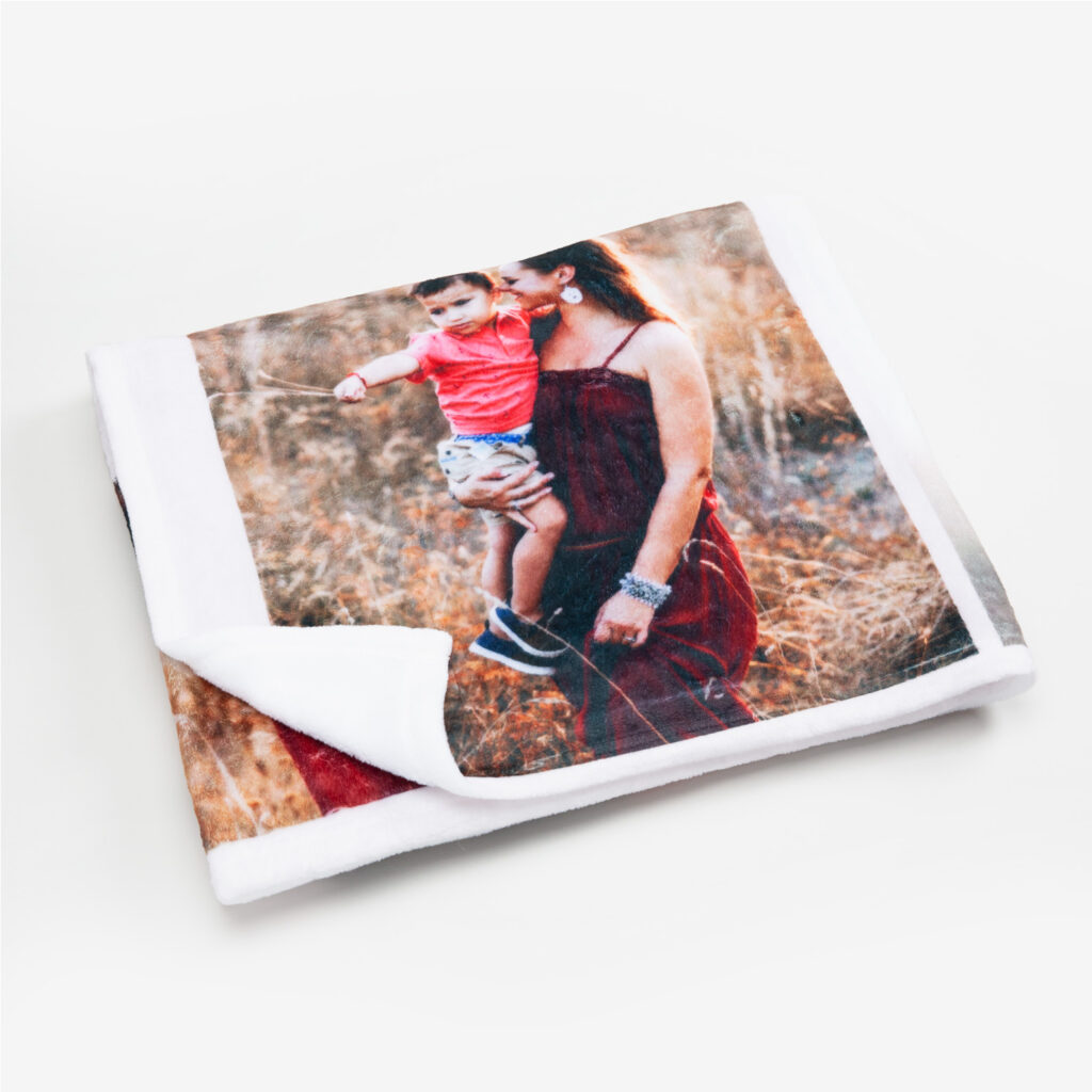 blanket festive gift guide giveaway